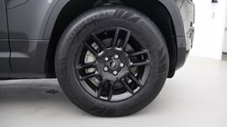 2023 (23) LAND ROVER DEFENDER 3.0 D300 X-Dynamic S 110 5dr Auto 5230517
