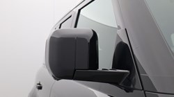 2023 (23) LAND ROVER DEFENDER 3.0 D300 X-Dynamic S 110 5dr Auto 5230516