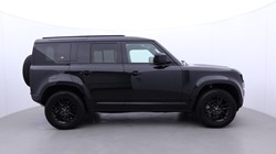 2023 (23) LAND ROVER DEFENDER 3.0 D300 X-Dynamic S 110 5dr Auto 5230509