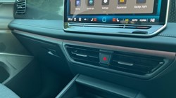 VOLKSWAGEN TIGUAN 2.0 TDI Match 5dr DSG 4913590