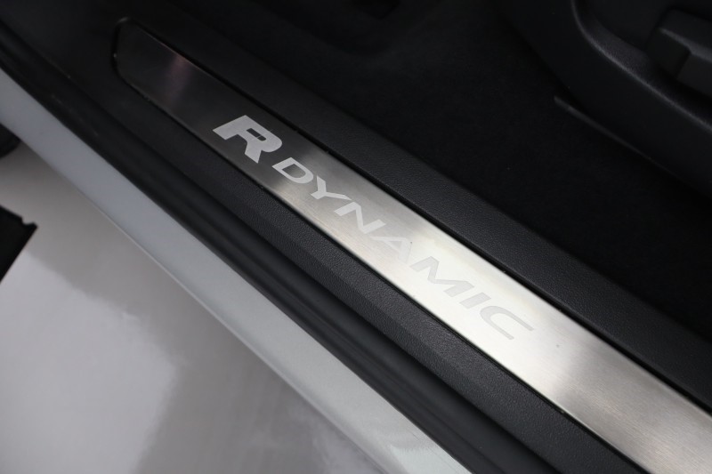 2020 (20) LAND ROVER RANGE ROVER EVOQUE 2.0 D180 R-Dynamic S 5dr Auto 5202728