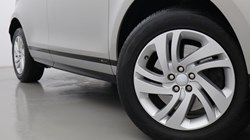 2020 (20) LAND ROVER RANGE ROVER EVOQUE 2.0 D180 R-Dynamic S 5dr Auto 5202746