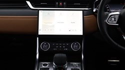 2024 (24) JAGUAR XF 2.0 D200 R-Dynamic HSE Black 5dr Auto 5197925