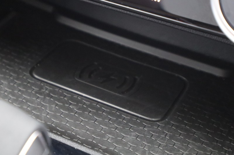 2024 (24) JAGUAR XF 2.0 D200 R-Dynamic HSE Black 5dr Auto 5197948