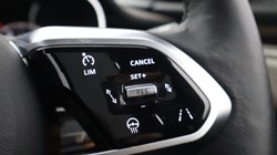 2024 (24) JAGUAR XF 2.0 D200 R-Dynamic HSE Black 5dr Auto 5197938