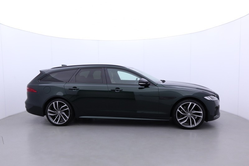 2024 (24) JAGUAR XF 2.0 D200 R-Dynamic HSE Black 5dr Auto 5197898