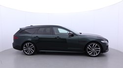 2024 (24) JAGUAR XF 2.0 D200 R-Dynamic HSE Black 5dr Auto 5197898