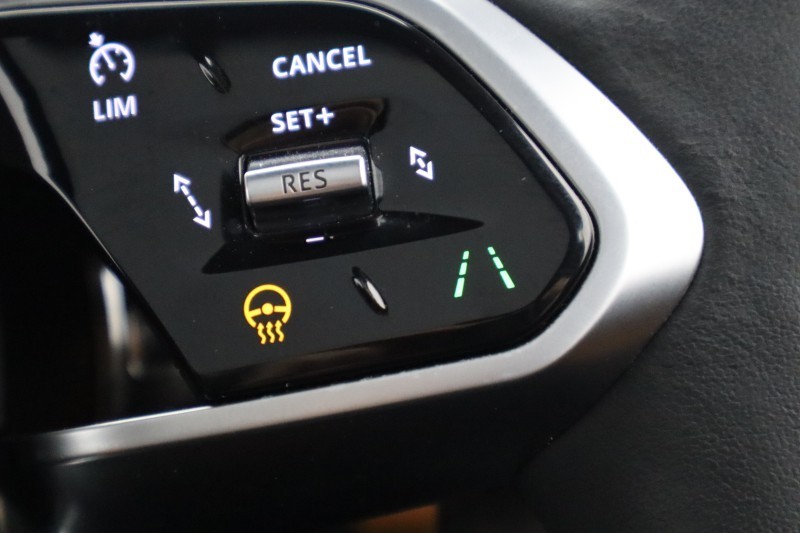 2024 (24) JAGUAR XF 2.0 D200 R-Dynamic HSE Black 5dr Auto 5197939