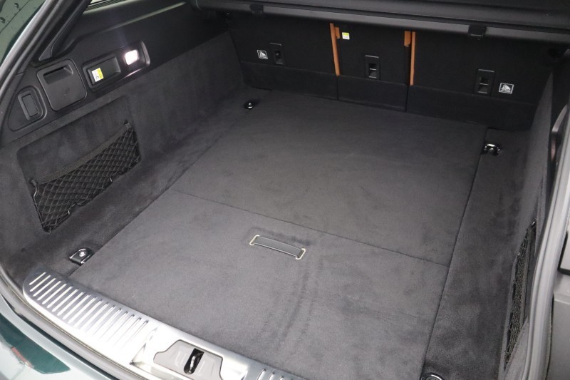 2024 (24) JAGUAR XF 2.0 D200 R-Dynamic HSE Black 5dr Auto 5197912