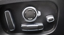 2024 (24) JAGUAR XF 2.0 D200 R-Dynamic HSE Black 5dr Auto 5197934