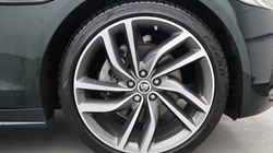 2024 (24) JAGUAR XF 2.0 D200 R-Dynamic HSE Black 5dr Auto 5197923