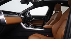 2024 (24) JAGUAR XF 2.0 D200 R-Dynamic HSE Black 5dr Auto 5197916