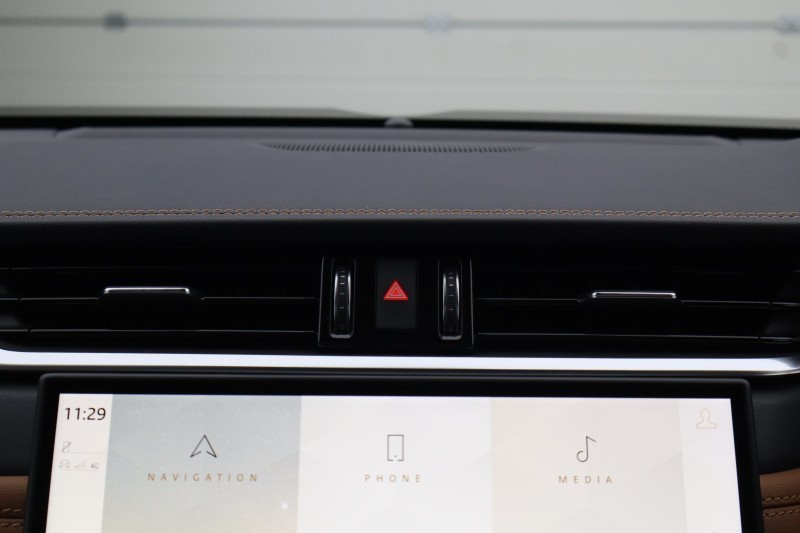 2024 (24) JAGUAR XF 2.0 D200 R-Dynamic HSE Black 5dr Auto 5197930