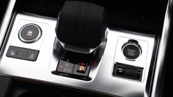 2024 (24) JAGUAR XF 2.0 D200 R-Dynamic HSE Black 5dr Auto 5197926