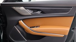 2024 (24) JAGUAR XF 2.0 D200 R-Dynamic HSE Black 5dr Auto 5197931