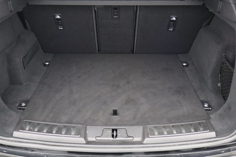 2021 (21) LAND ROVER RANGE ROVER EVOQUE 2.0 D200 R-Dynamic S 5dr Auto 5192566