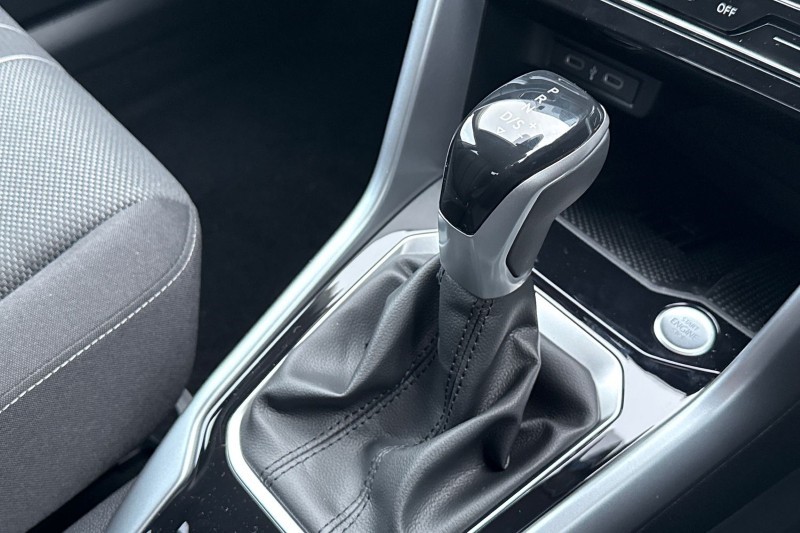  VOLKSWAGEN T-ROC 1.5 TSI Match 5dr DSG 4930452