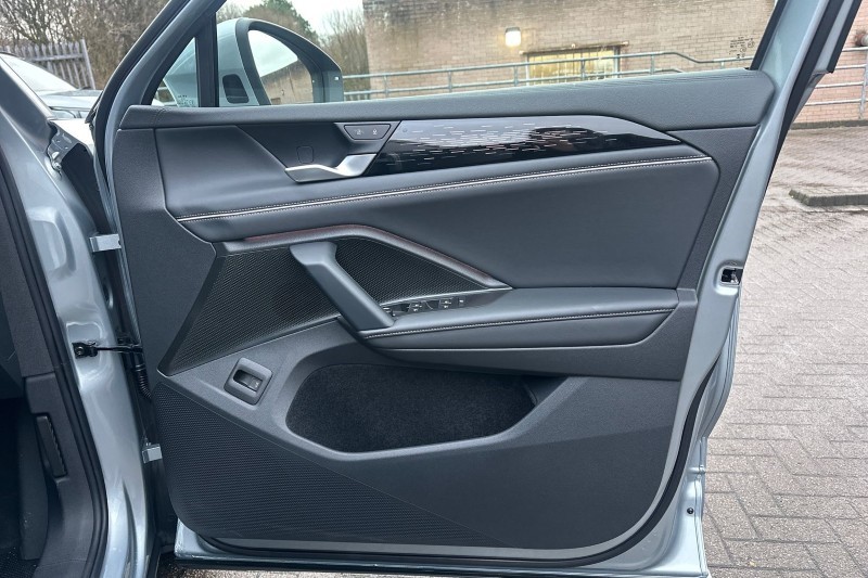  VOLKSWAGEN TAYRON 2.0 TDI Elegance 5dr DSG7 [7 Seat] 4930688