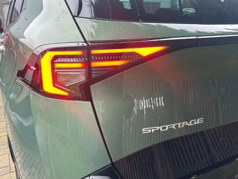  KIA SPORTAGE 1.6T GDi HEV GT-Line 5dr Auto 4935412