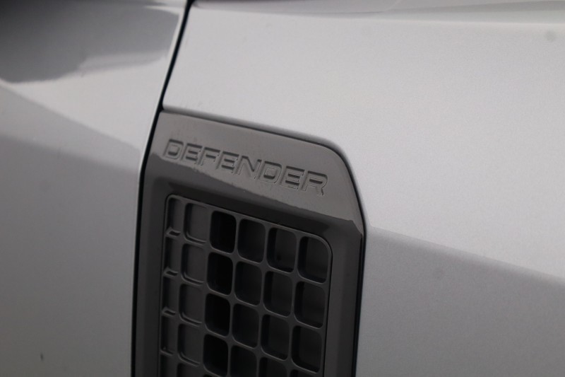 2023 (23) LAND ROVER COMMERCIAL DEFENDER 3.0 D250 Hard Top Auto 5208486