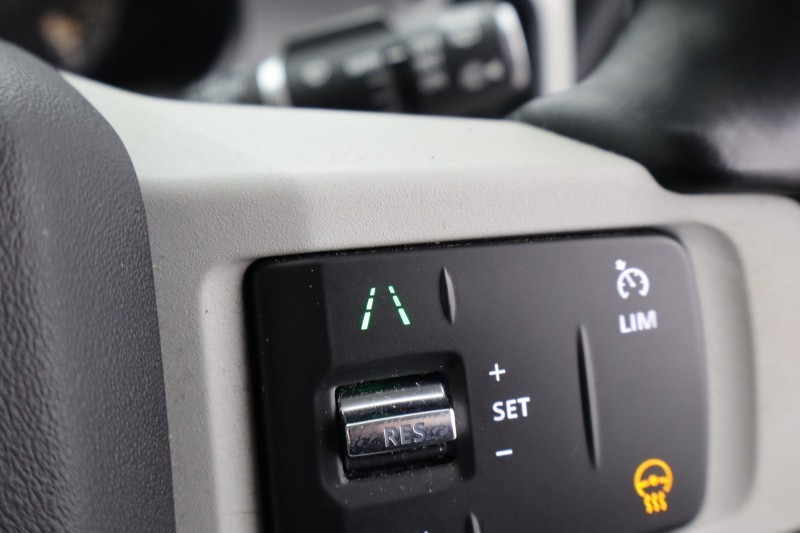 2023 (23) LAND ROVER COMMERCIAL DEFENDER 3.0 D250 Hard Top Auto 5208526