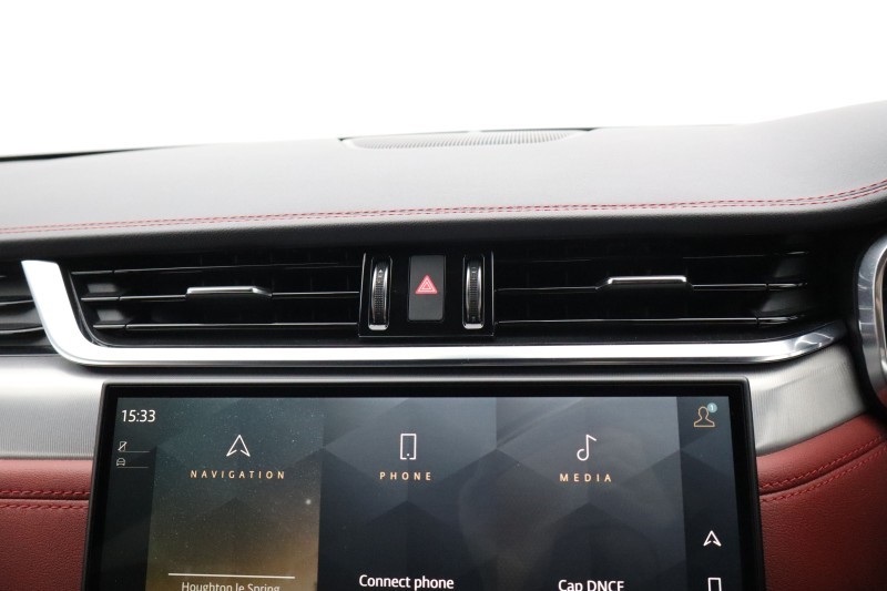 2022 (22) JAGUAR F-PACE 2.0 D200 R-Dynamic SE 5dr Auto AWD 5226287