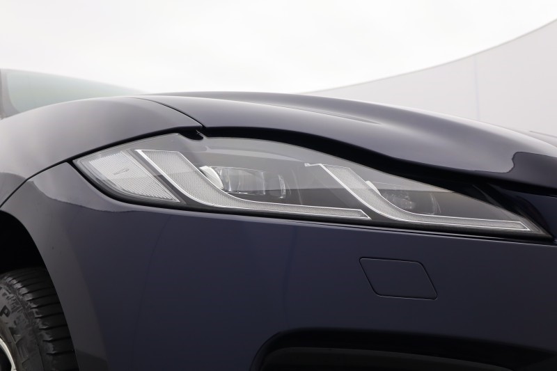 2022 (22) JAGUAR F-PACE 2.0 D200 R-Dynamic SE 5dr Auto AWD 5226250