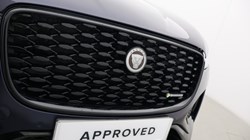 2022 (22) JAGUAR F-PACE 2.0 D200 R-Dynamic SE 5dr Auto AWD 5226251
