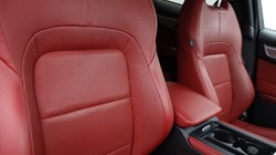 2022 (22) JAGUAR F-PACE 2.0 D200 R-Dynamic SE 5dr Auto AWD 5226259