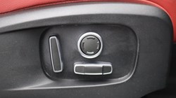 2022 (22) JAGUAR F-PACE 2.0 D200 R-Dynamic SE 5dr Auto AWD 5226257