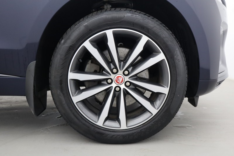 2022 (22) JAGUAR F-PACE 2.0 D200 R-Dynamic SE 5dr Auto AWD 5226249