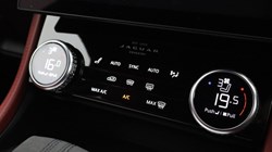 2022 (22) JAGUAR F-PACE 2.0 D200 R-Dynamic SE 5dr Auto AWD 5226281