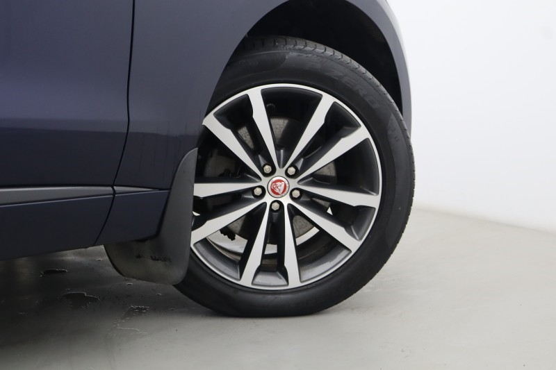 2022 (22) JAGUAR F-PACE 2.0 D200 R-Dynamic SE 5dr Auto AWD 5226254