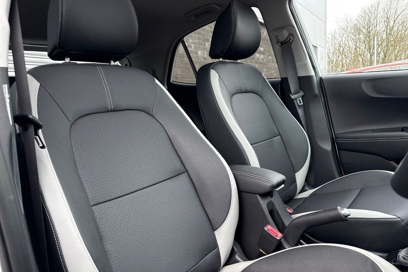  KIA PICANTO 1.0 GT-Line S 5dr Auto 4946788