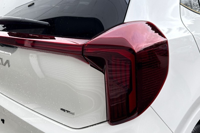  KIA PICANTO 1.0 GT-Line S 5dr Auto 4946810