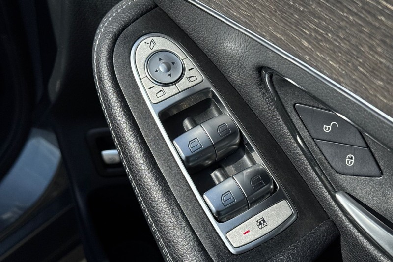 2019 (69) MERCEDES-BENZ GLC 220d 4Matic AMG Line 5dr 9G-Tronic 5263034