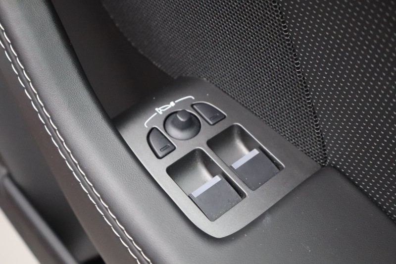 2021 (70) JAGUAR F-TYPE 5.0 P575 Supercharged V8 R 2dr Auto AWD 5215752