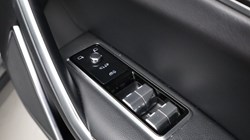 2023 (23) JAGUAR F-PACE 2.0 D200 R-Dynamic Black 5dr Auto AWD 5217448