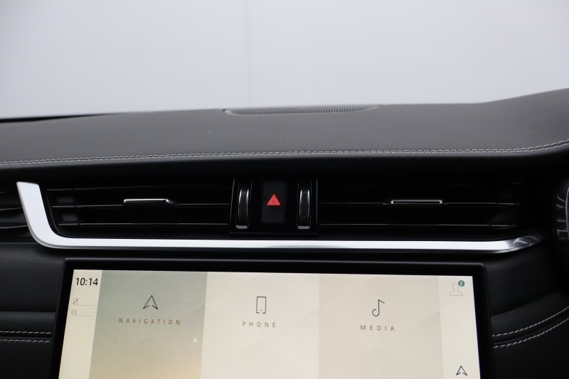 2023 (23) JAGUAR F-PACE 2.0 D200 R-Dynamic Black 5dr Auto AWD 5217460