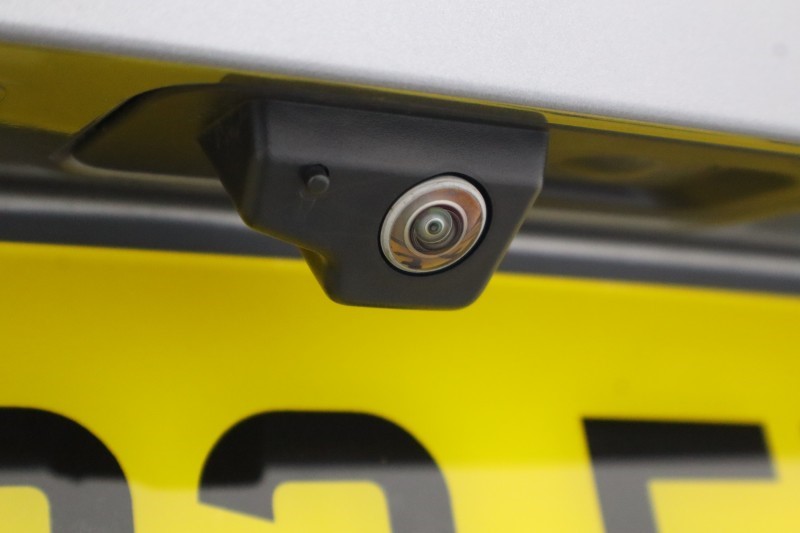 2023 (23) JAGUAR F-PACE 2.0 D200 R-Dynamic Black 5dr Auto AWD 5217431