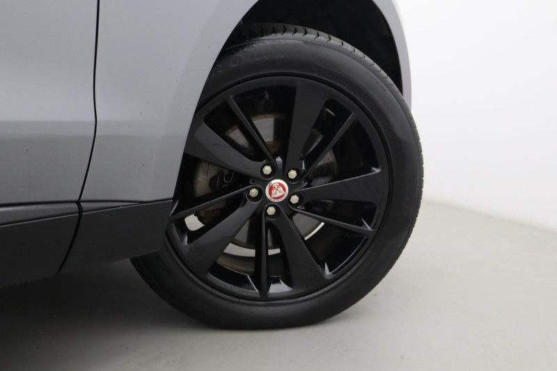 2023 (23) JAGUAR F-PACE 2.0 D200 R-Dynamic Black 5dr Auto AWD 5217439