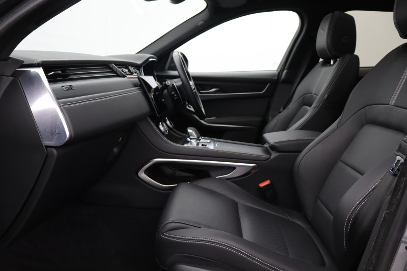 2023 (23) JAGUAR F-PACE 2.0 D200 R-Dynamic Black 5dr Auto AWD 5217418