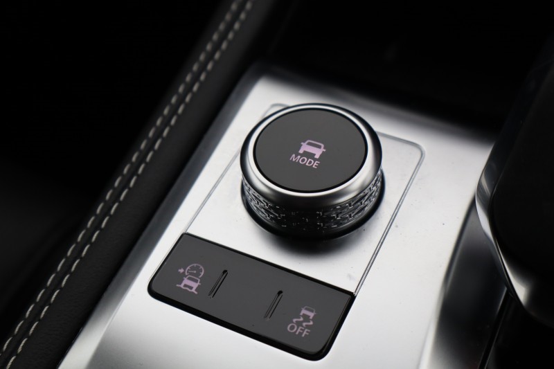 2023 (23) JAGUAR F-PACE 2.0 D200 R-Dynamic Black 5dr Auto AWD 5217467