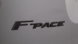 2023 (23) JAGUAR F-PACE 2.0 D200 R-Dynamic Black 5dr Auto AWD 5217430