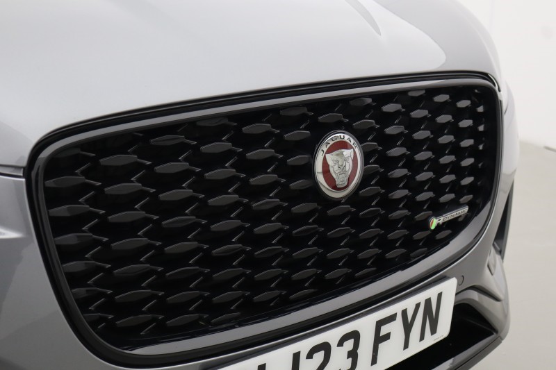 2023 (23) JAGUAR F-PACE 2.0 D200 R-Dynamic Black 5dr Auto AWD 5217424