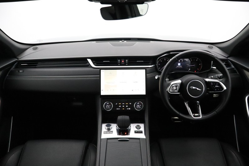 2023 (23) JAGUAR F-PACE 2.0 D200 R-Dynamic Black 5dr Auto AWD 5217443