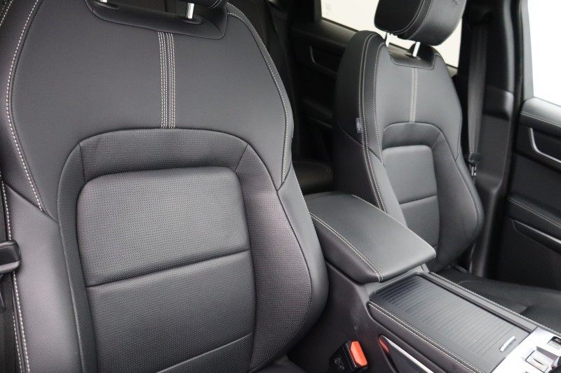 2023 (23) JAGUAR F-PACE 2.0 D200 R-Dynamic Black 5dr Auto AWD 5217451