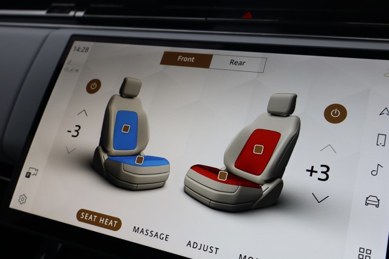 2023 (73) LAND ROVER RANGE ROVER SPORT 3.0 D300 Autobiography 5dr Auto 5242386