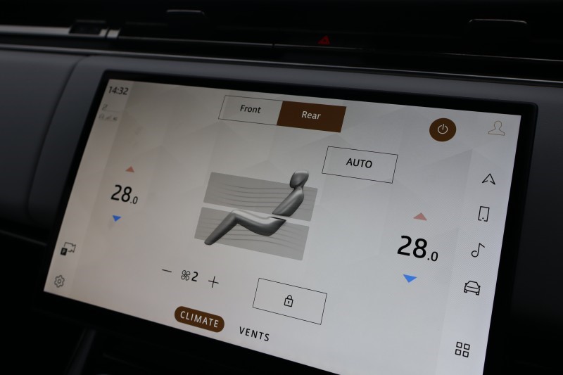 2023 (73) LAND ROVER RANGE ROVER SPORT 3.0 D300 Autobiography 5dr Auto 5242393