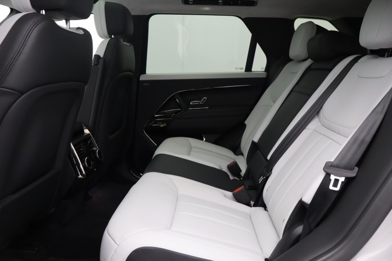 2023 (73) LAND ROVER RANGE ROVER SPORT 3.0 D300 Autobiography 5dr Auto 5242342